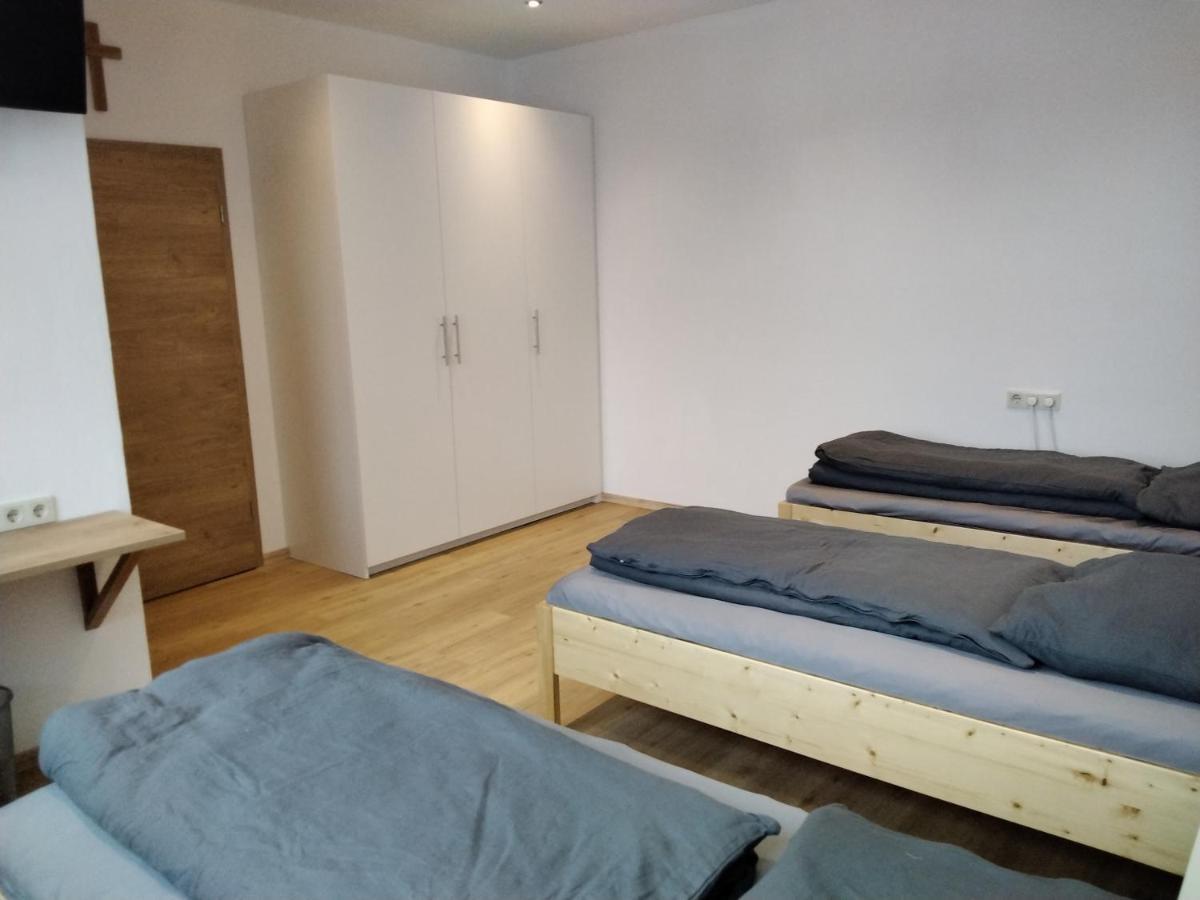 Zum Schulhaus Apartman Burglengenfeld Kültér fotó